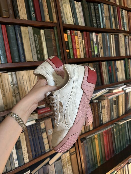 Кроссовки PUMA.