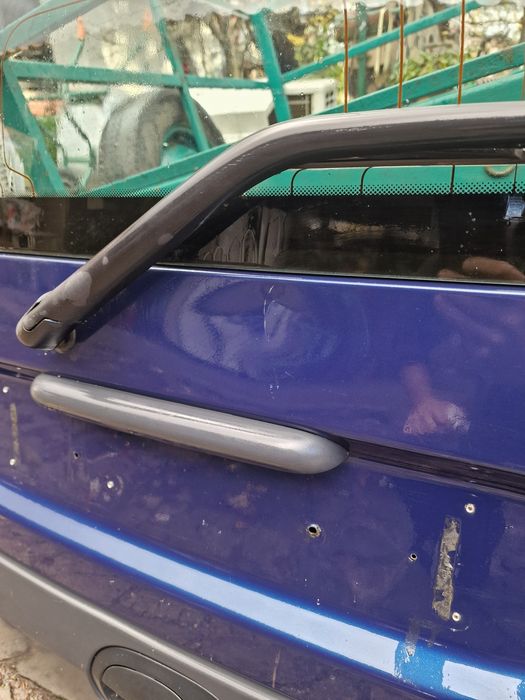 Задна врата Рено конго