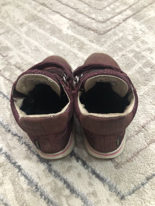 Осенне весенние ботинки Ecco