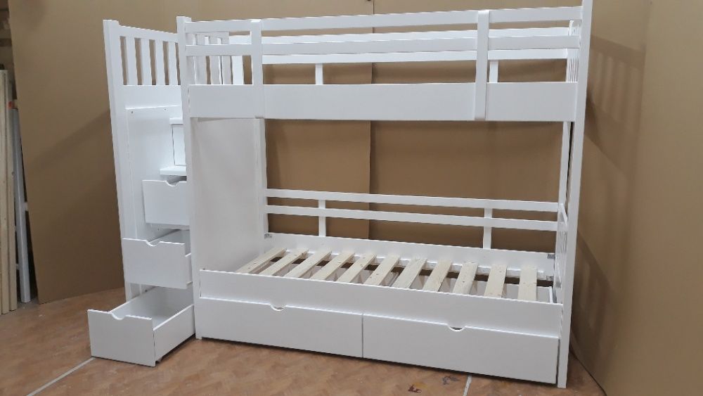 TRANSPORT GRATUIT.Pat etajat cu scara tip sertare.cod 2606