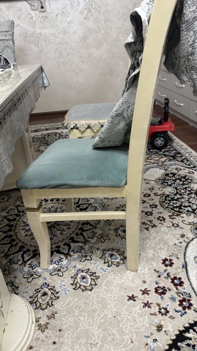 Стульчики 5 штук