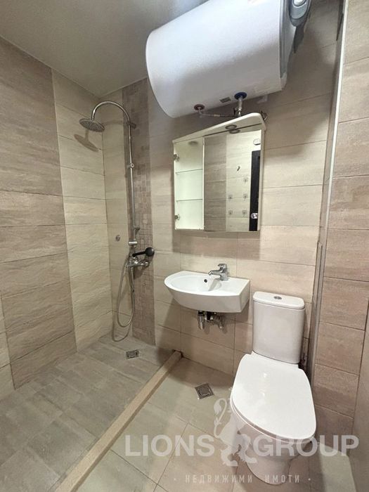 Дава се под наем Тристаен апартамент в Варна, Колхозен пазар - 85 кв.м за 509.49 € - Снимка #11