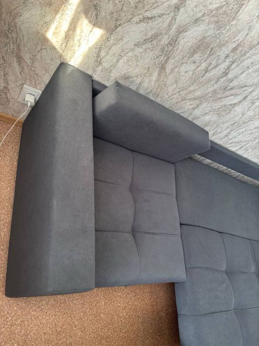 СРОЧНО Продам новый диван с каспи торг уместен