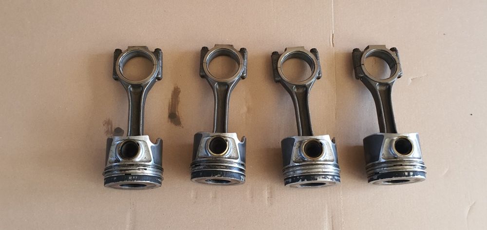 Piston cu biela 2.0 tdi BMR BMN BRD passat b6 golf 5 touran audi a4 b7