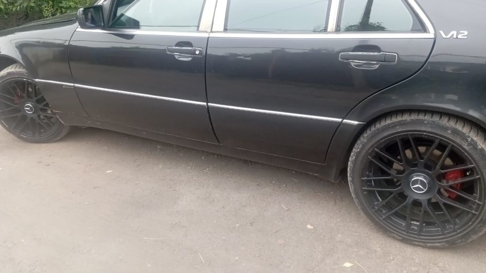 245/20R19 колёса