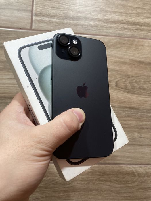 iPhone 15/128гб акб 93%