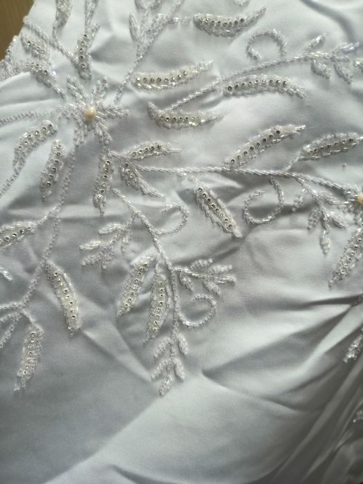 Свадебное платье продам