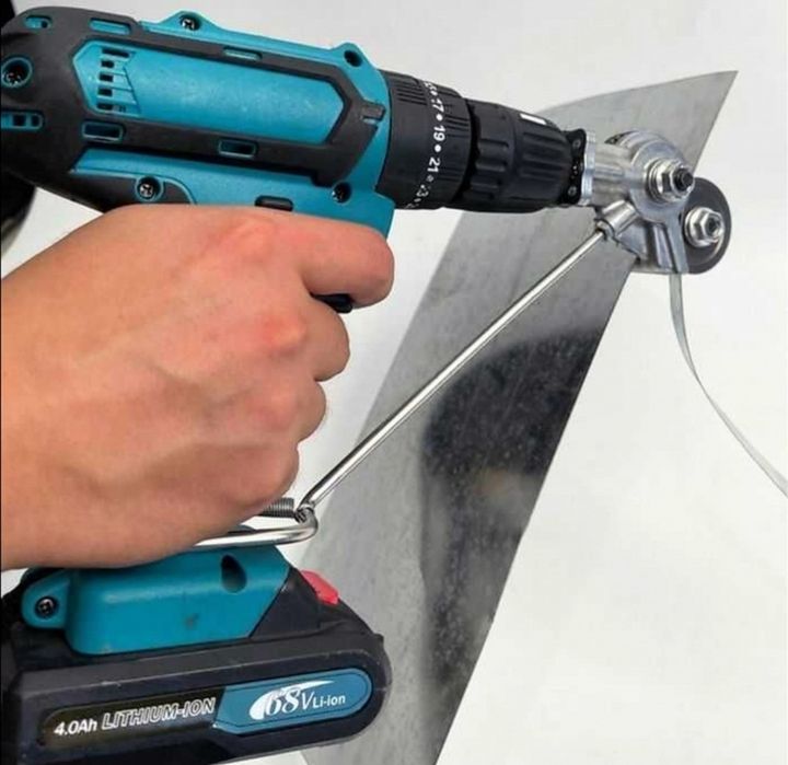 Приставка за рязане на ламарина /метал за винтоверт и бормашина