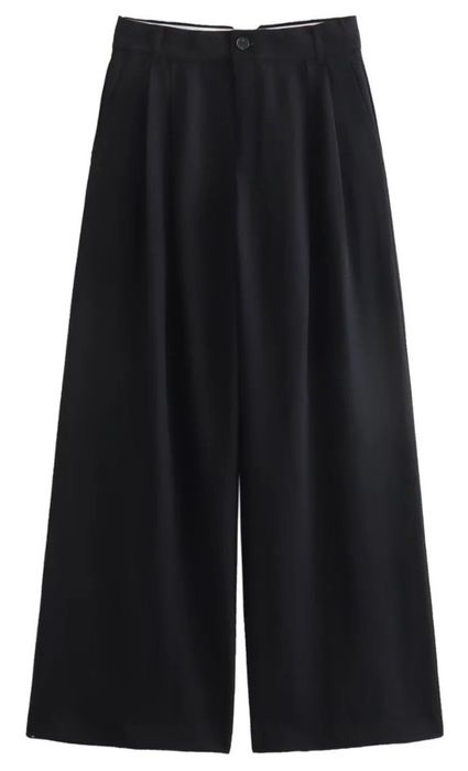 Женская двойка пиджак+брюки.