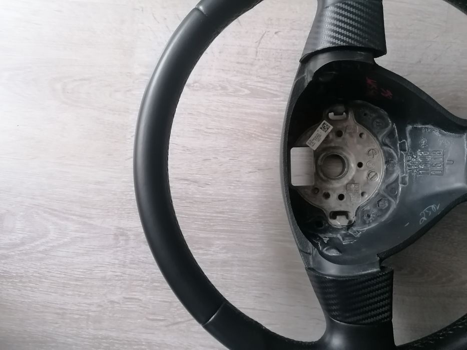 Volan piele Volkswagen Passat B6 Jetta Touran Caddy Golf 5