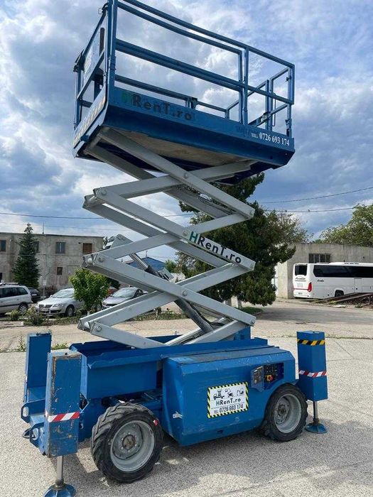 Inchiriez Nacela tip foarfeca 10 m