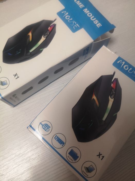 Мышка игровая светящяяся