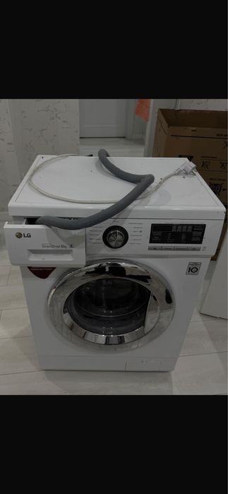 Продаю стиральную машину LG Direct Drive