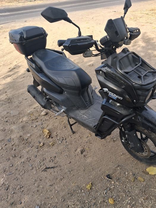 Skater tank srochna sotiladi ..