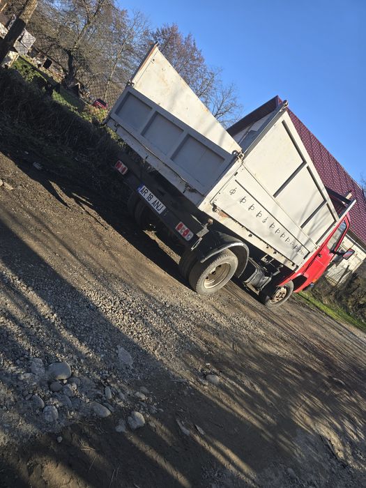 Nissan trade basculabil