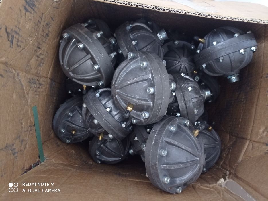 Насос 3 поршенли 600 литирли Опрыскивателлар штангиллар учун