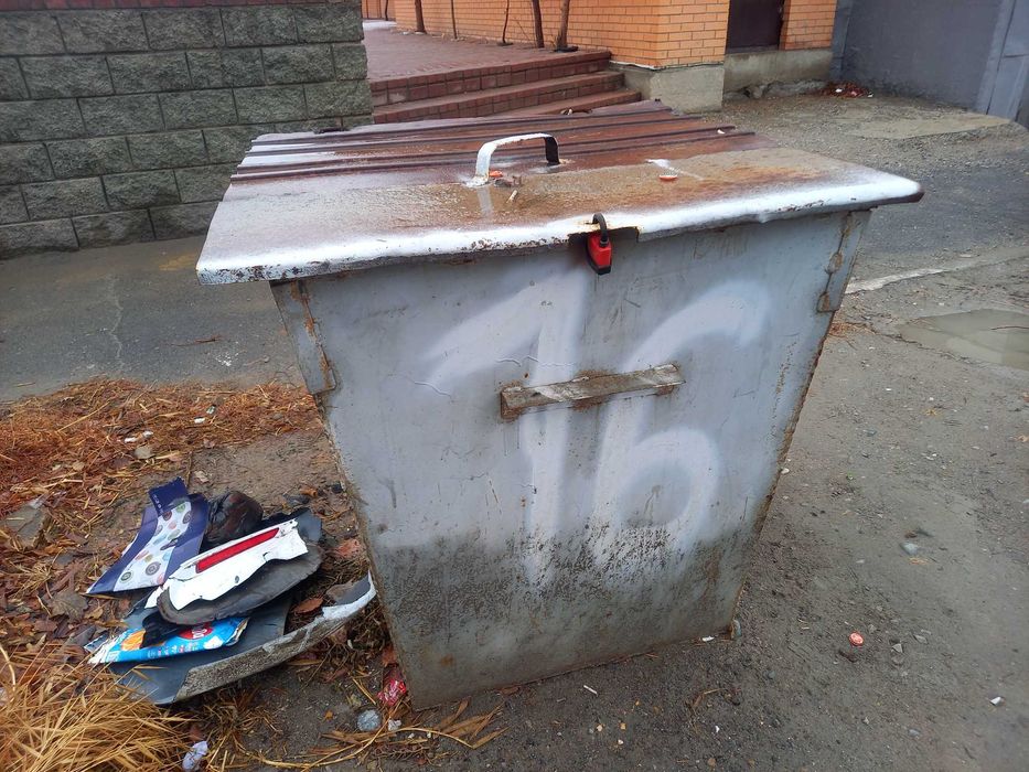 Контейнер мусорный