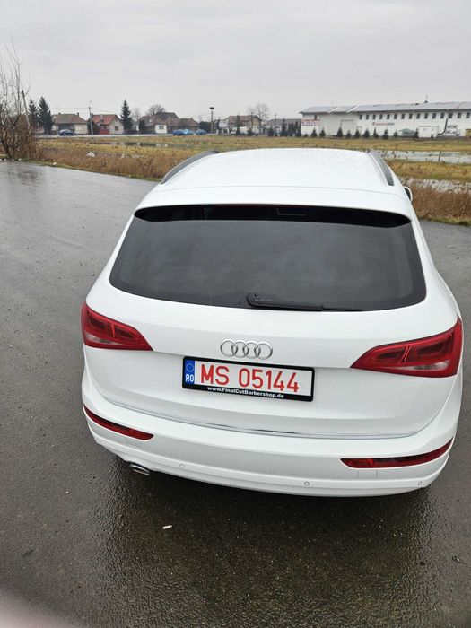 Vand Audi Q5 2015