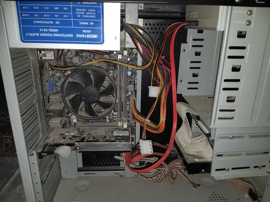 Cрочно продаетcя!!! КЕЙС