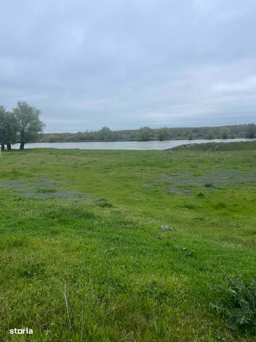 Delta Dunării , Bratul Sulina - Teren Intravilan – 2.500mp