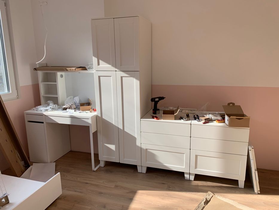 Гардероб и два скрина с чекмеджета - SMASTAD / PLATSA на IKEA