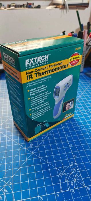 Termometru infrarosu medical profesional, fara contact, pentru frunte