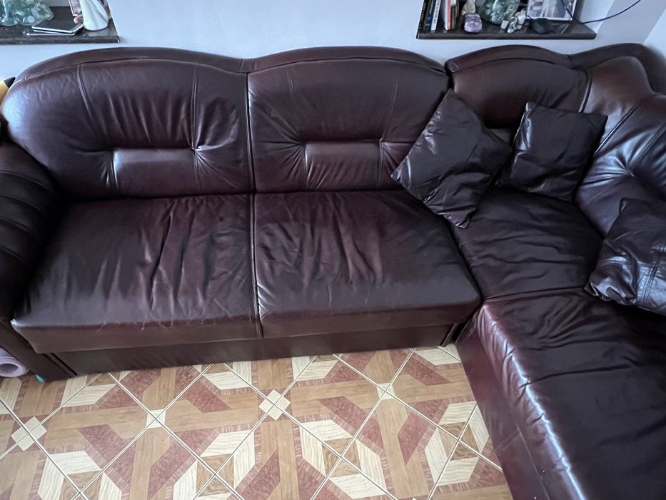 Ъглов диван за хол