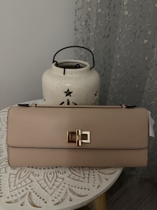 Дамска чанта Furla естествена кожа в  няколко цвята