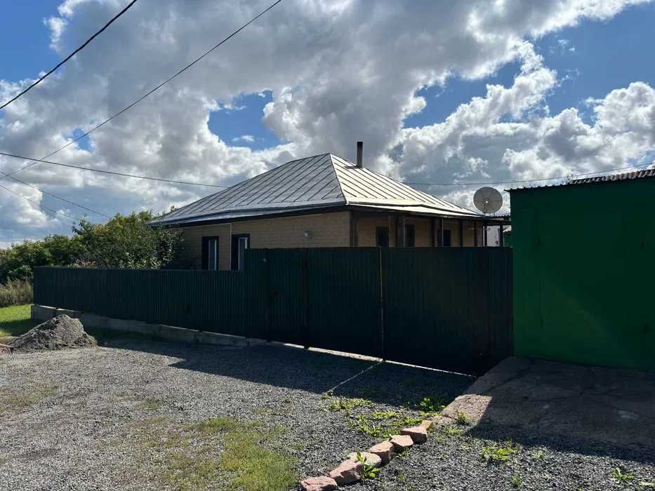 Продаётся 4-х комнатный дом