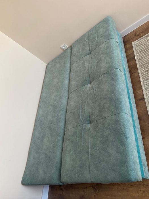 Диван в отличном состоянии