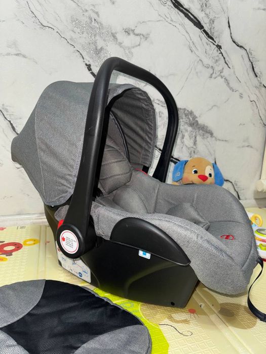 Автокресло переноска продается