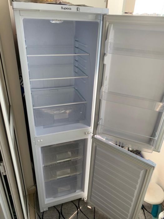 Холодильник бирюса