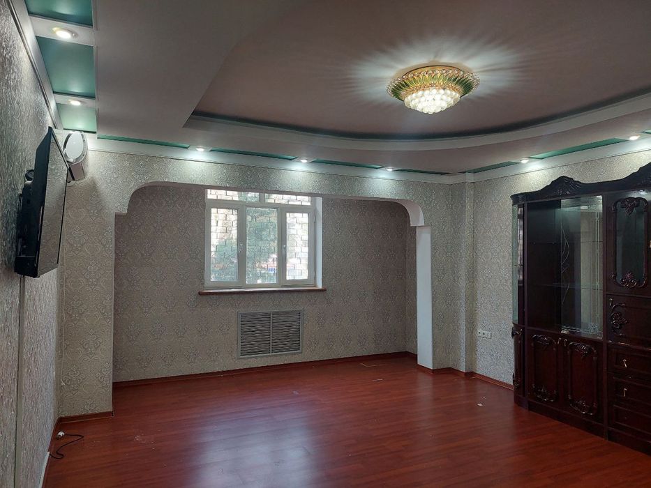 Сергели 2. Продаётся квартира 4/2/9 общ. пл 92 м². Срочно