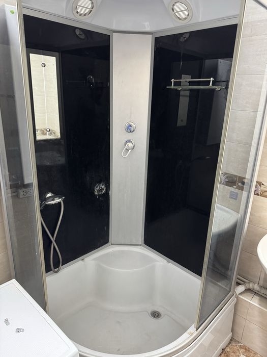 Продам душевую кабину б/у