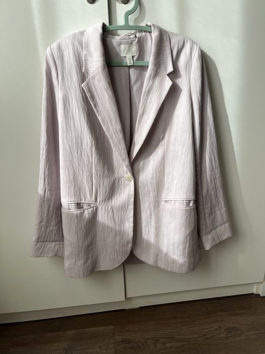 Женские пиджаки H&M  и др.