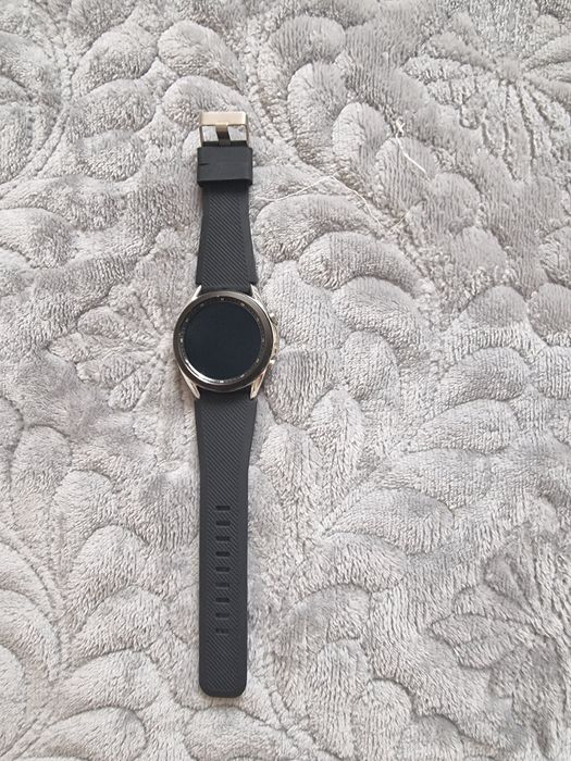 Продаю смарт часы Samsung Watch 3