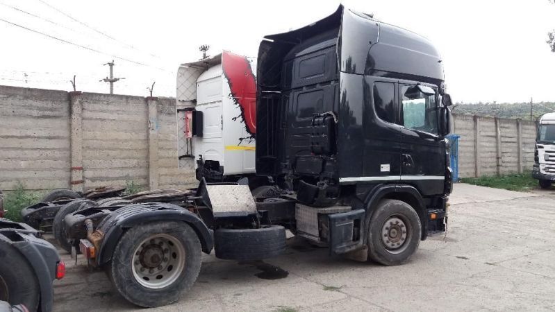 dezmembrez scania model r