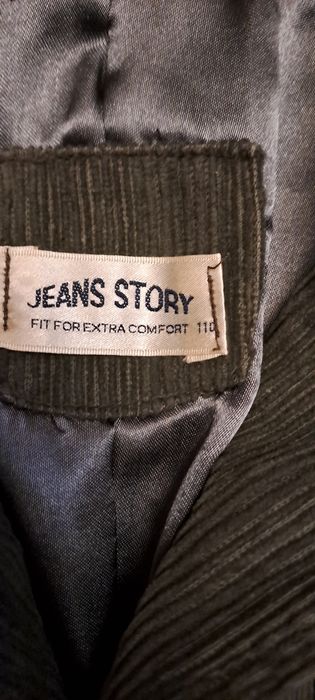 Продавам лот от дрехи за момче.