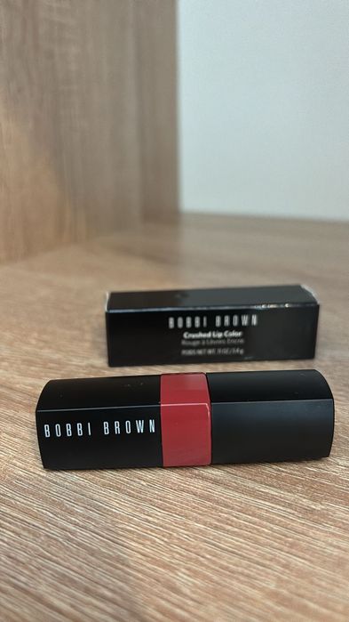 Ruj Bobbi Brown Crushed Lip Color - nuanță Babe