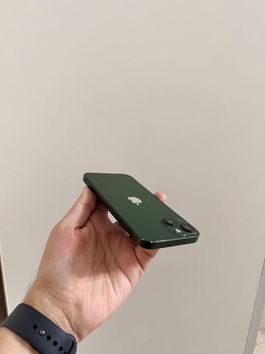 iPhone 13/128Gb - В хорошем состоянии