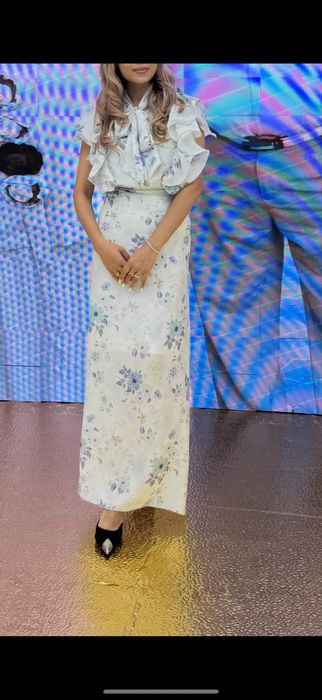 Продам 2-ку. Одевала 1 раз