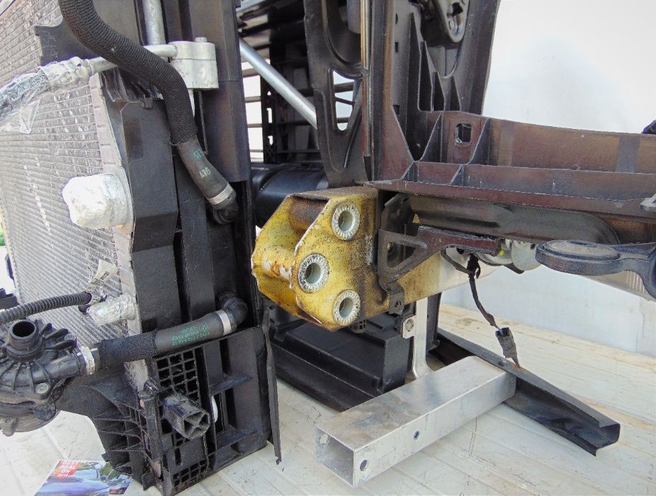 BMW F01 trager complet 750d m m50 381 cp radiatoare f02 750i f10