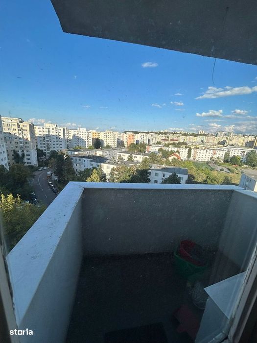 Apartament de vanzare 2 camere decomnadate direct de ;la proprietar PF