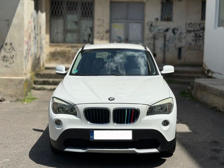 SUV * BMW X1 * X-Drive * Alb Perlat * Automat * Navi * Piele