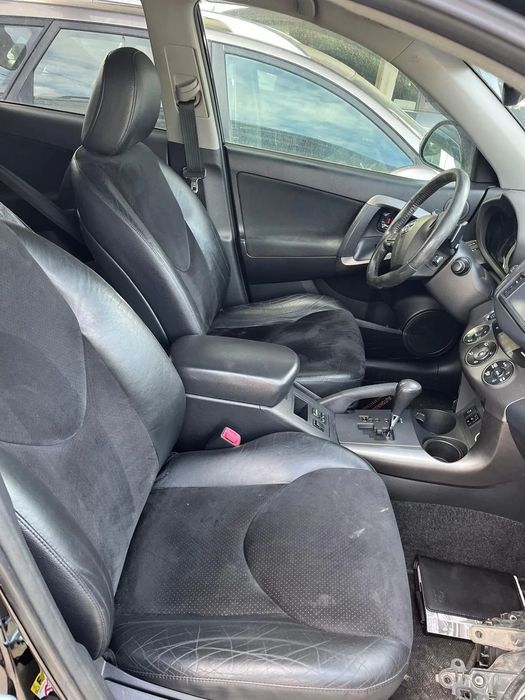 interior (scaune incalzite)  toyota rav4 2012 suv