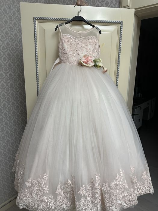 Платье на выпускной