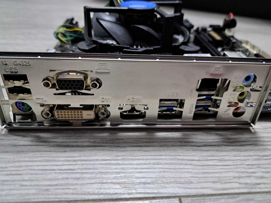 Kit performant LGA 1151 v.2, i5 8400 (6 c.)/GIGABYTE H310M S2H/8G ddr4