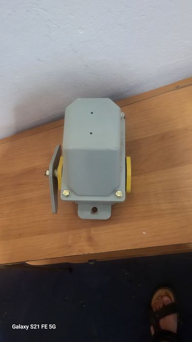 Продам КУ-704 концевик