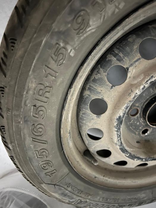 Продам комплект дисков с летней резиной