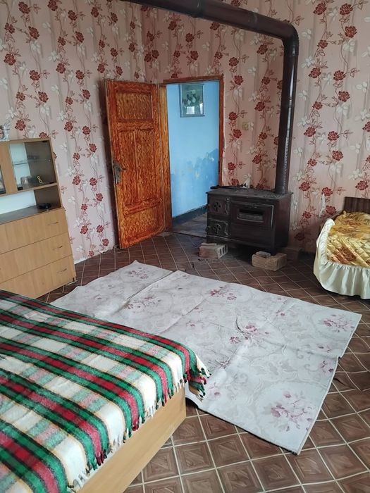 Продавам къща в с.Пресиян